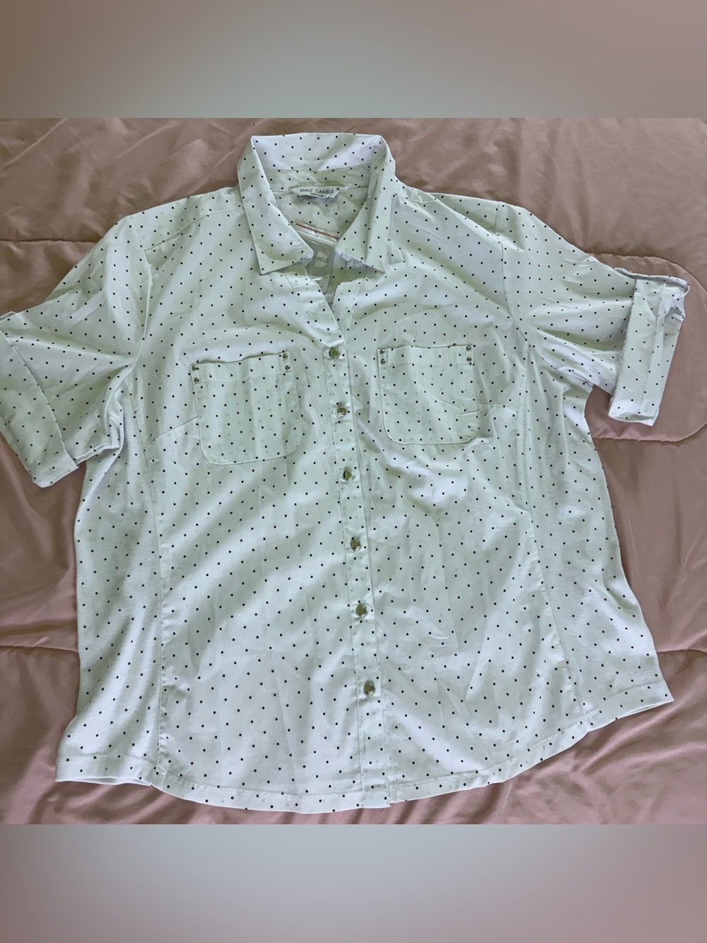 Emily Daniel’s Button Front Shirt Women’s Size XLarge